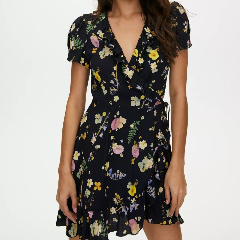 Aritzia Sunday Best Floral Dress S